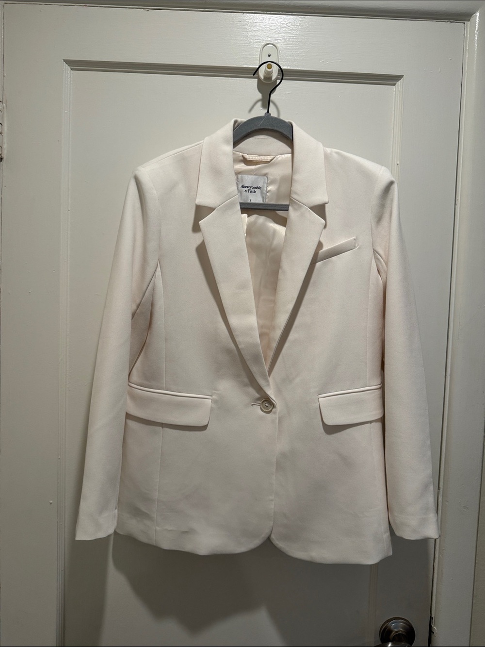 Abercrombie & Fitch Women's Light Cream Single-Button Blazer
